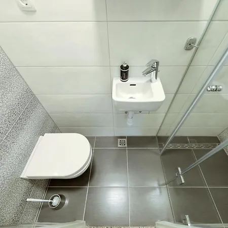 Apartment And Room Mare Zadar