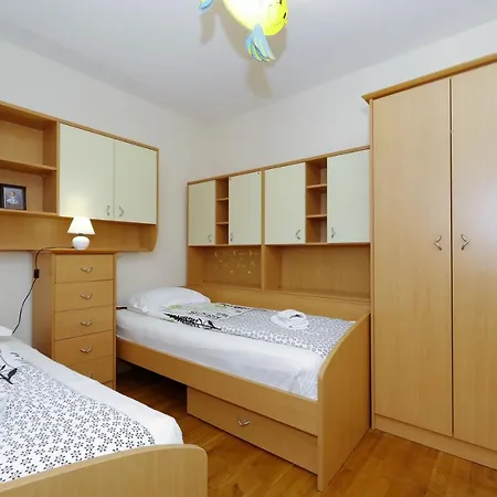 Apartment And Room Mare Apartment *