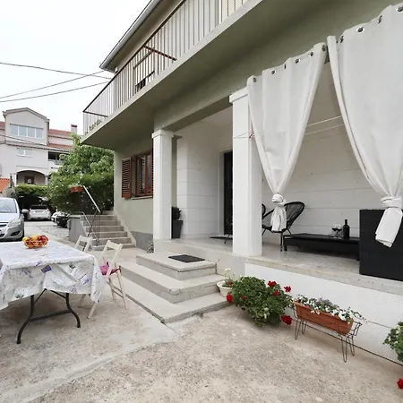 Apartment And Room Mare * Zadar