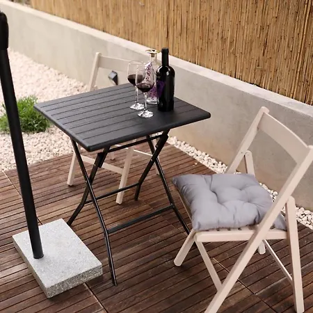 Apartment Apartment And Room Mare