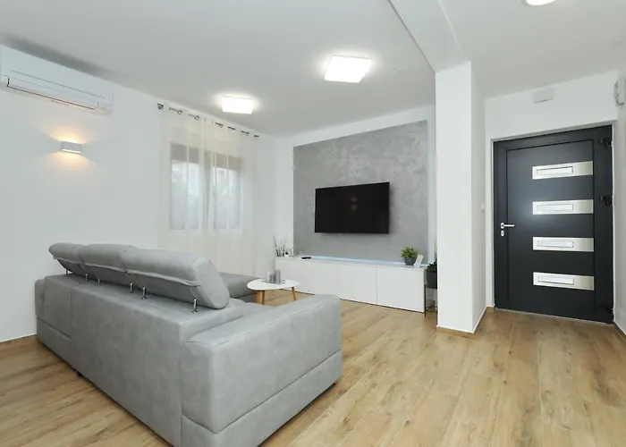 Διαμέρισμα Apartment And Room Mare