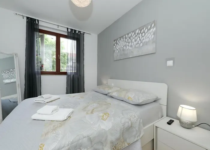 Διαμέρισμα Apartment And Room Mare *