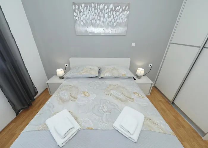 Διαμέρισμα Apartment And Room Mare *