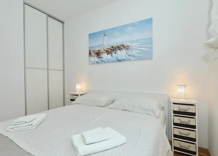 Apartment And Room Mare Διαμέρισμα